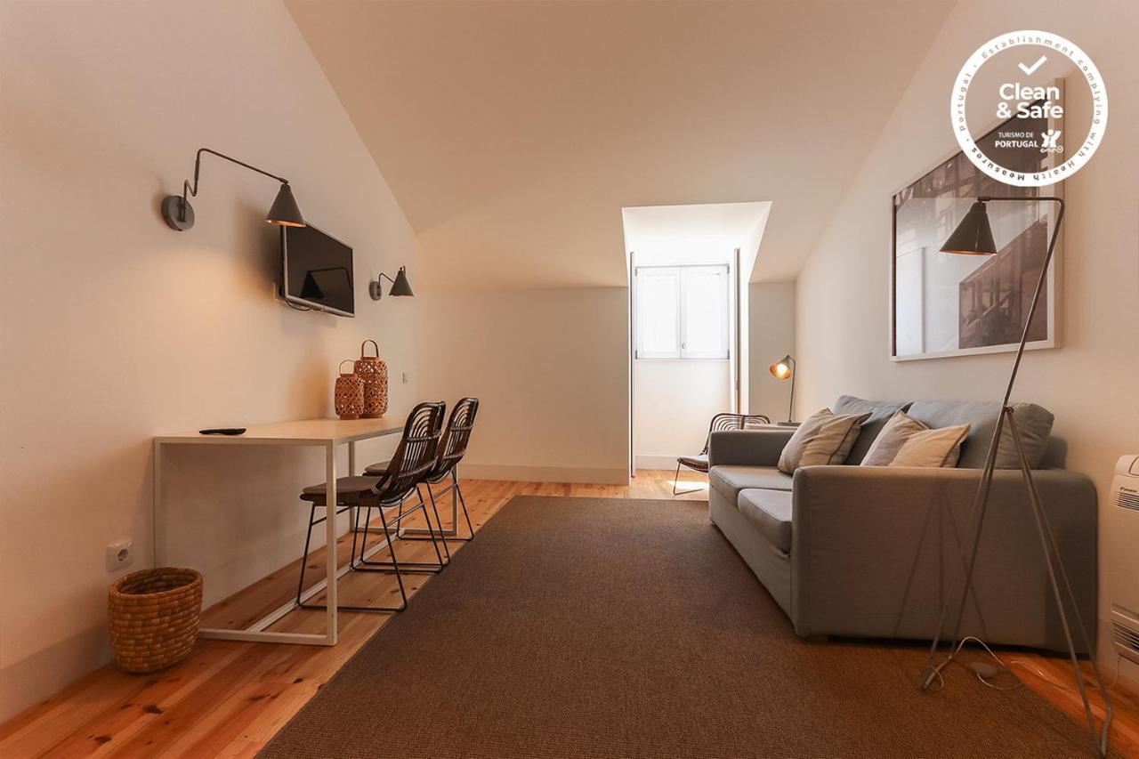 Combro Suites By Homing ลิสบอน ภายนอก รูปภาพ